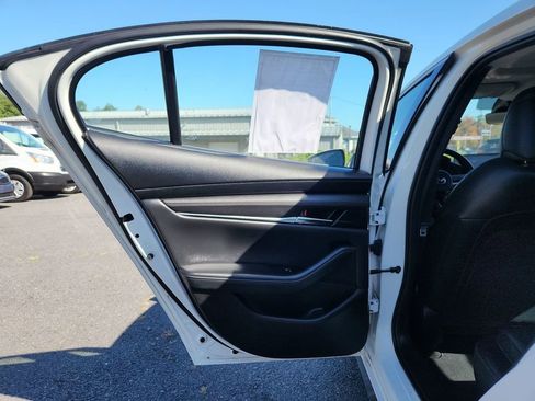 Used 2021 MAZDA MAZDA3 s image 36