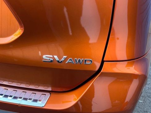 Used 2017 Nissan Rogue SV image 8