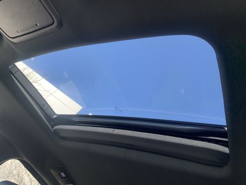 Used 2024 Honda Odyssey Sport image 36