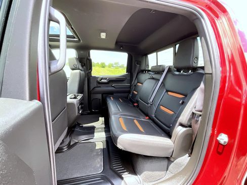 Certified 2023 GMC Sierra 1500 AT4 w/ Technology Package AWD/4WD image 21