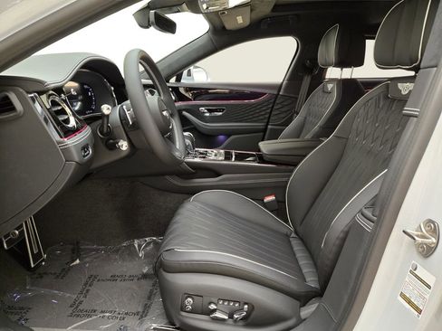 New 2026 Bentley Flying Spur Plug-In Hybrid AWD/4WD image 14