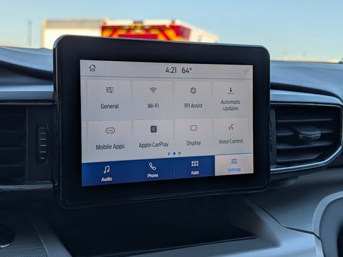 Used 2023 Ford Explorer XLT w/ Equipment Group 202A image 21