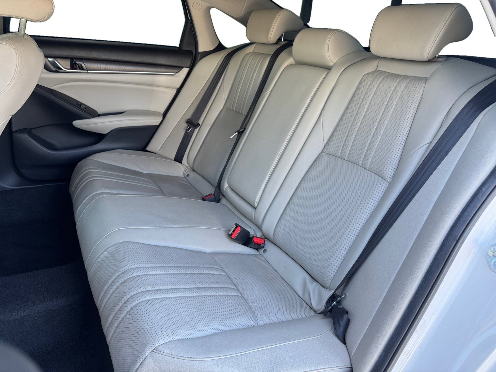 Used 2021 Honda Accord EX-L image 13