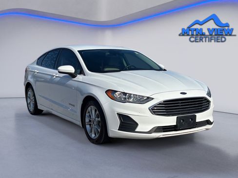 Used 2019 Ford Fusion SE image 8