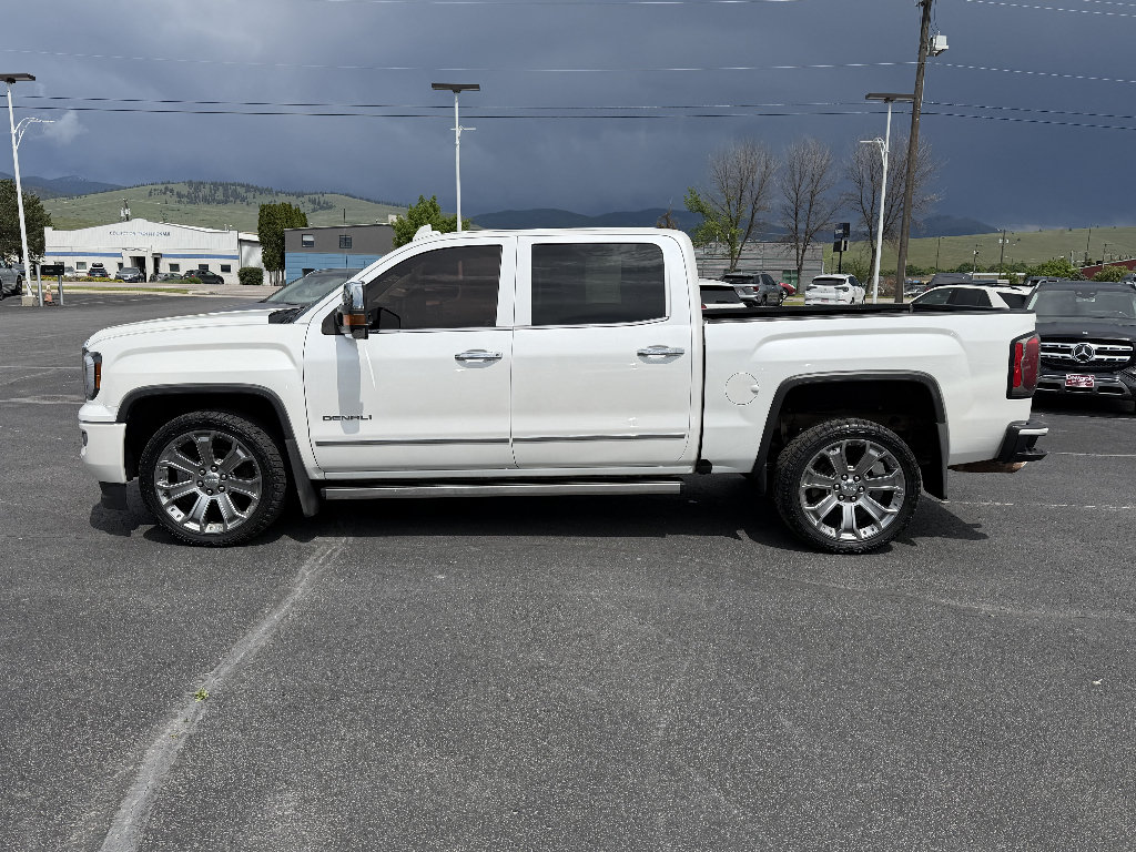 Used 2018 GMC Sierra 1500 Denali w/ Denali Ultimate Package AWD/4WD image 1