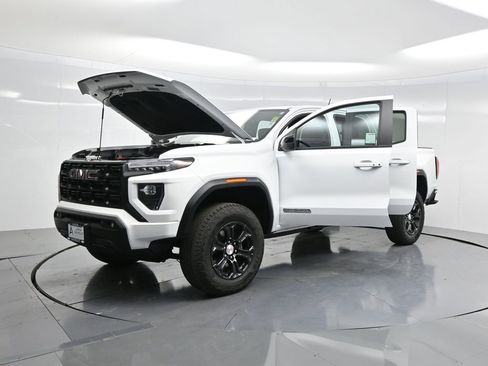 Used 2024 GMC Canyon Elevation w/ Convenience Package image 36