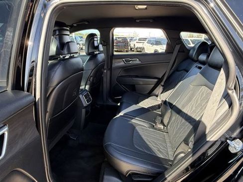 Used 2023 Kia Sportage X-Line image 24