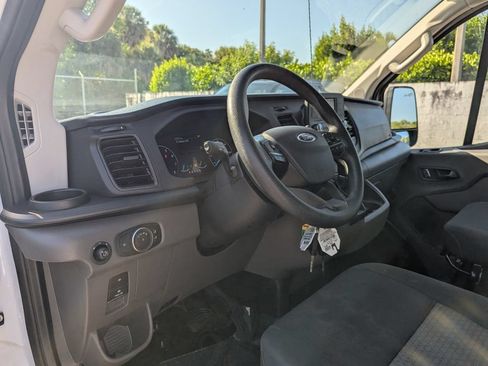 Used 2025 Ford Transit 250 Low Roof w/ Exterior Upgrade Package RWD image 11