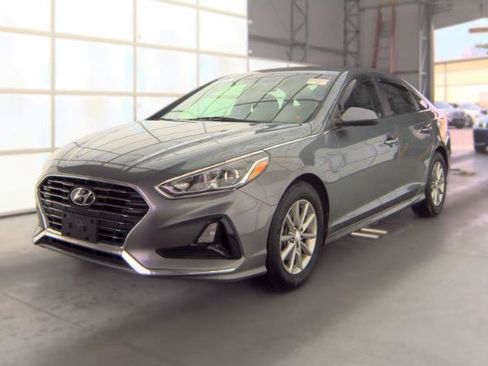 Used 2019 Hyundai Sonata SE FWD image 4