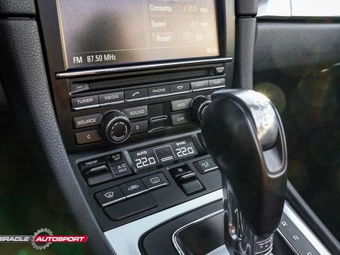 Used 2016 Porsche Boxster Black Edition image 39