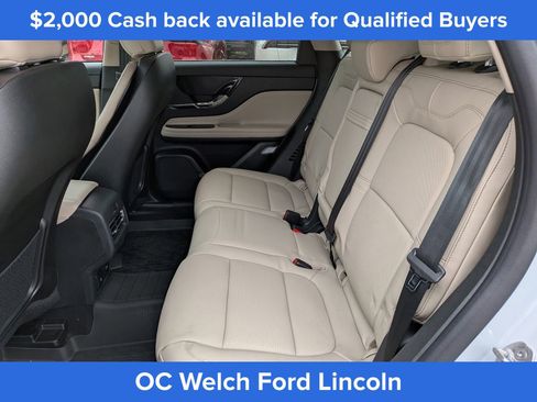 New 2026 Lincoln Corsair Reserve FWD image 17