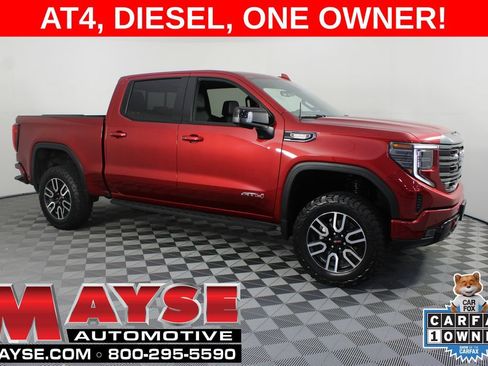Used 2024 GMC Sierra 1500 AT4 w/ Technology Package AWD/4WD image 1