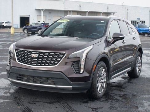 Used 2021 Cadillac XT4 Premium Luxury w/ Driver Awareness Package image 2