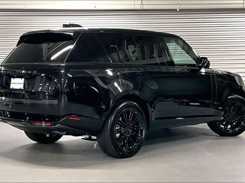 New 2026 Land Rover Range Rover SE AWD/4WD image 4