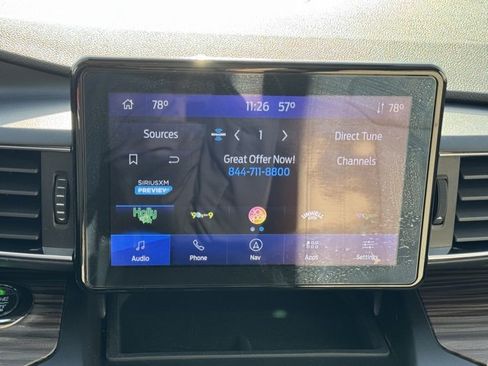 Used 2020 Ford Explorer Limited image 26