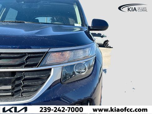 New 2026 Kia Seltos LX image 9