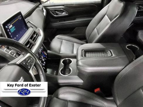 Used 2022 Chevrolet Tahoe Z71 w/ Z71 Off-Road Package AWD/4WD image 32