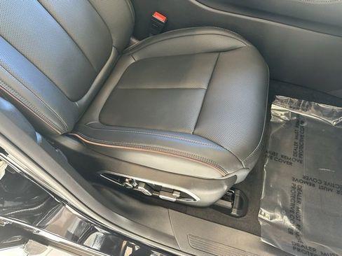 Used 2025 Jeep Wagoneer S Launch Edition image 13