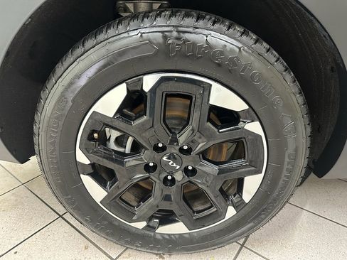 Used 2024 Kia Sorento S image 14