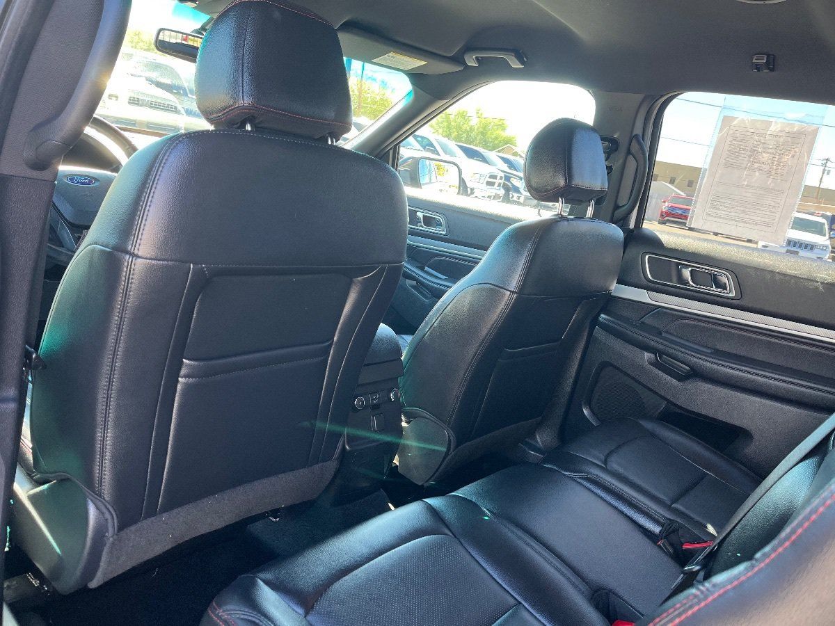 Used 2017 Ford Explorer Sport AWD/4WD image 28