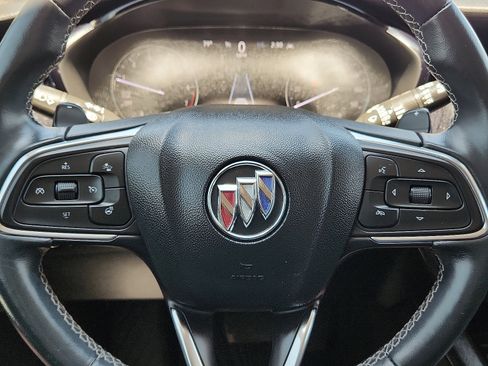 Used 2023 Buick Envision Essence FWD image 19