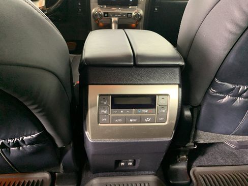 Used 2020 Lexus GX 460 Premium w/ Premium Package AWD/4WD image 34