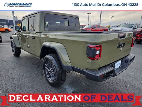 New 2026 Jeep Gladiator Sport image 5