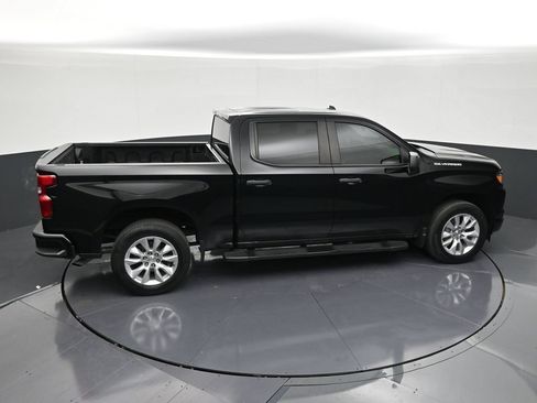 Used 2023 Chevrolet Silverado 1500 Custom RWD image 17