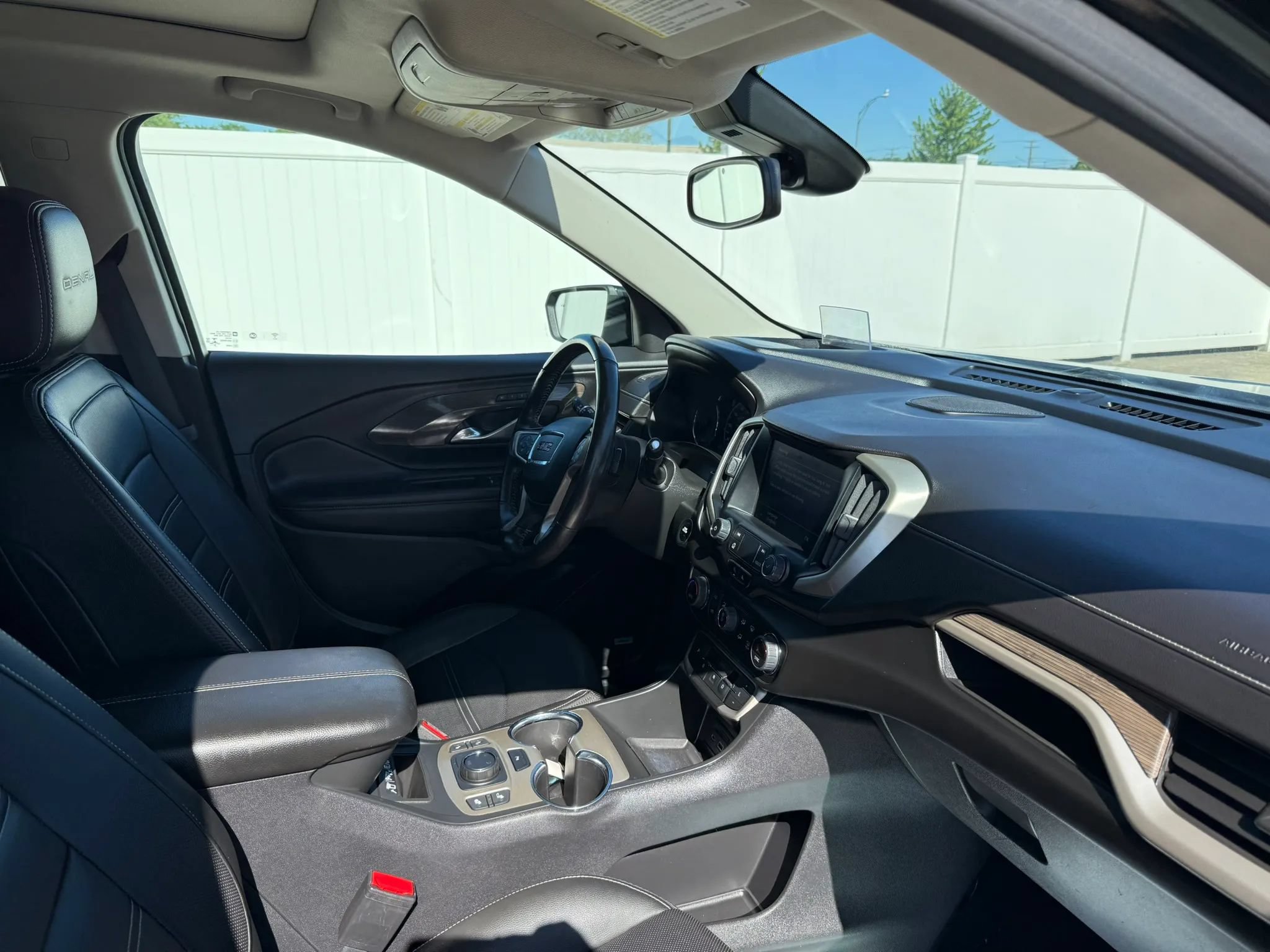 Used 2022 GMC Terrain Denali w/ LPO, Floor Liner Package AWD/4WD image 25