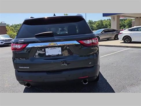Used 2020 Chevrolet Traverse LT w/ LT Premium Package image 43