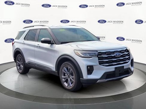 New 2026 Ford Explorer Active w/ Active Comfort Package AWD/4WD image 7
