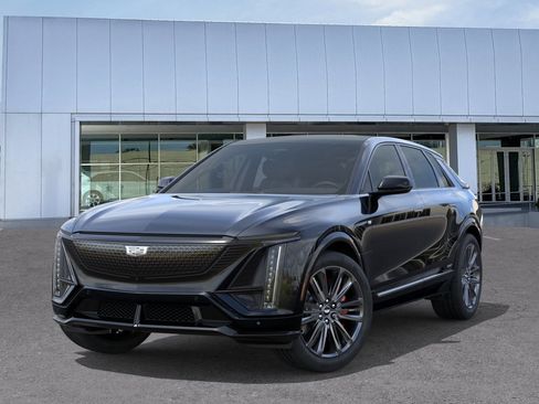 New 2026 Cadillac Lyriq V AWD/4WD image 7