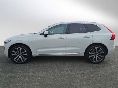 Certified 2023 Volvo XC60 T8 Ultimate image 6