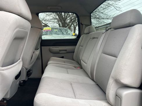 Used 2007 Chevrolet Silverado 1500 LT w/ Towing Package image 22