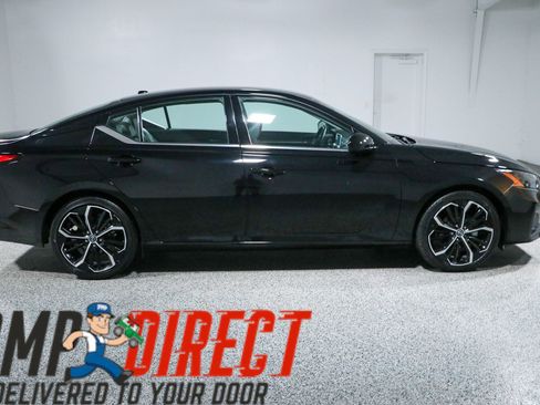 Used 2024 Nissan Altima 2.5 SR FWD image 6