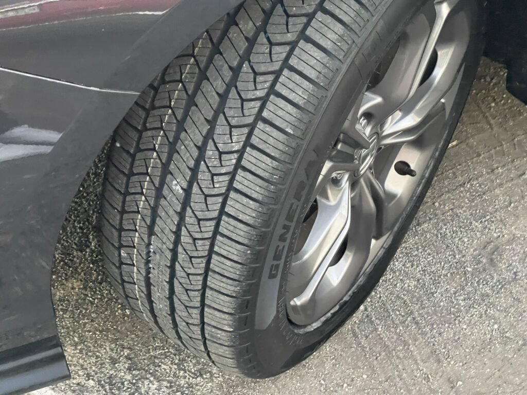 Certified 2024 Honda Accord EX image 35