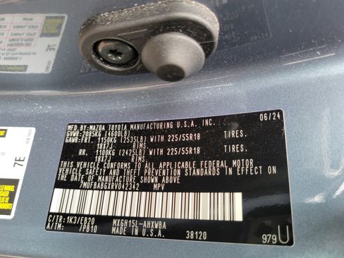 Used 2024 Toyota Corolla Cross AWD Hybrid image 32