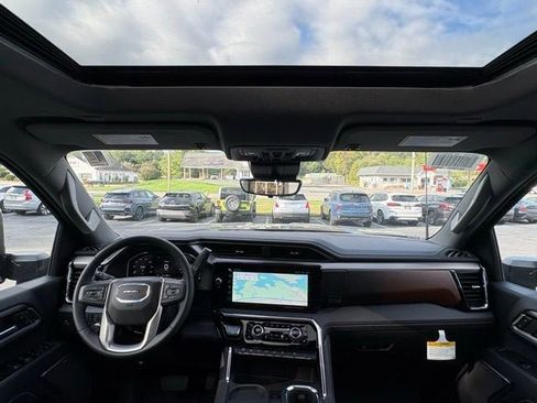 New 2026 GMC Sierra 3500 Denali w/ Denali Reserve Package image 19