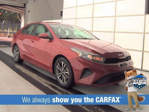 Used 2023 Kia Forte LXS FWD image 2