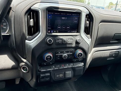 Used 2023 Chevrolet Silverado 2500 LT w/ Convenience Package AWD/4WD image 11