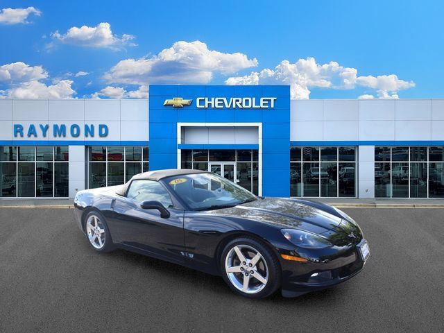 Used 2005 Chevrolet Corvette Convertible w/ Preferred Equipment Group RWD image 1