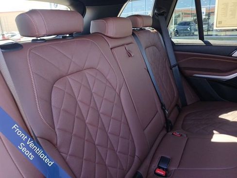 Used 2023 BMW X5 sDrive40i w/ Luxury Seating Package image 13