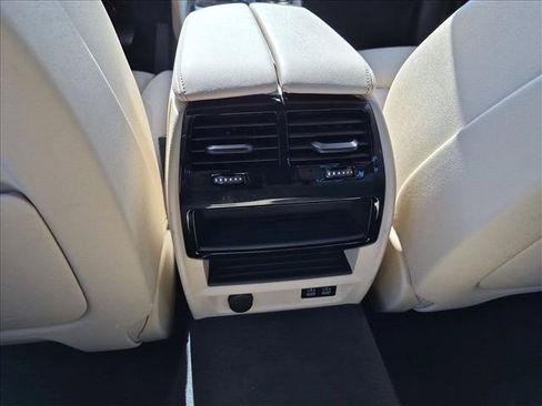 Used 2023 BMW 530i w/ Convenience Package RWD image 18