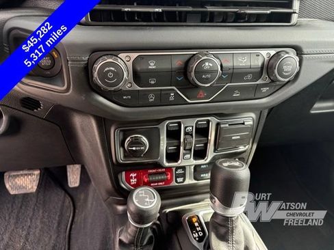 Used 2026 Jeep Wrangler Unlimited Rubicon AWD/4WD image 20
