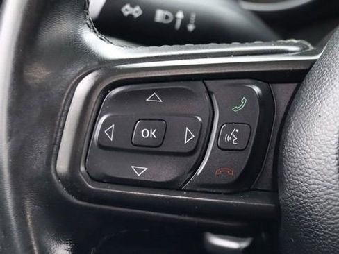 Used 2021 Jeep Gladiator Willys image 19