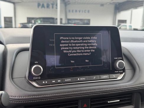 Used 2026 Nissan Rogue SV FWD image 22