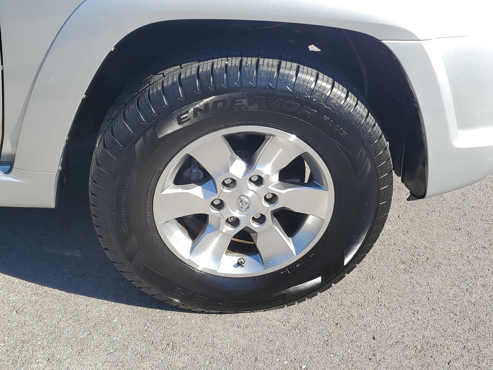 Used 2010 Toyota 4Runner SR5 AWD/4WD image 6