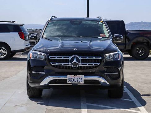 Used 2025 Mercedes-Benz GLE 350 4MATIC image 2