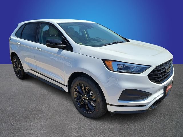 Used 2024 Ford Edge SE w/ Black Appearance Package AWD/4WD image 2