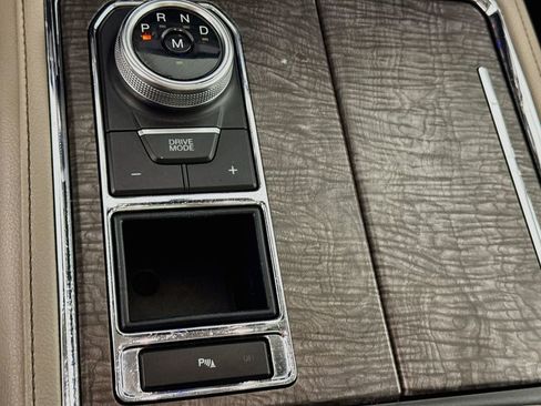 Used 2021 Ford Expedition Max Limited RWD image 20